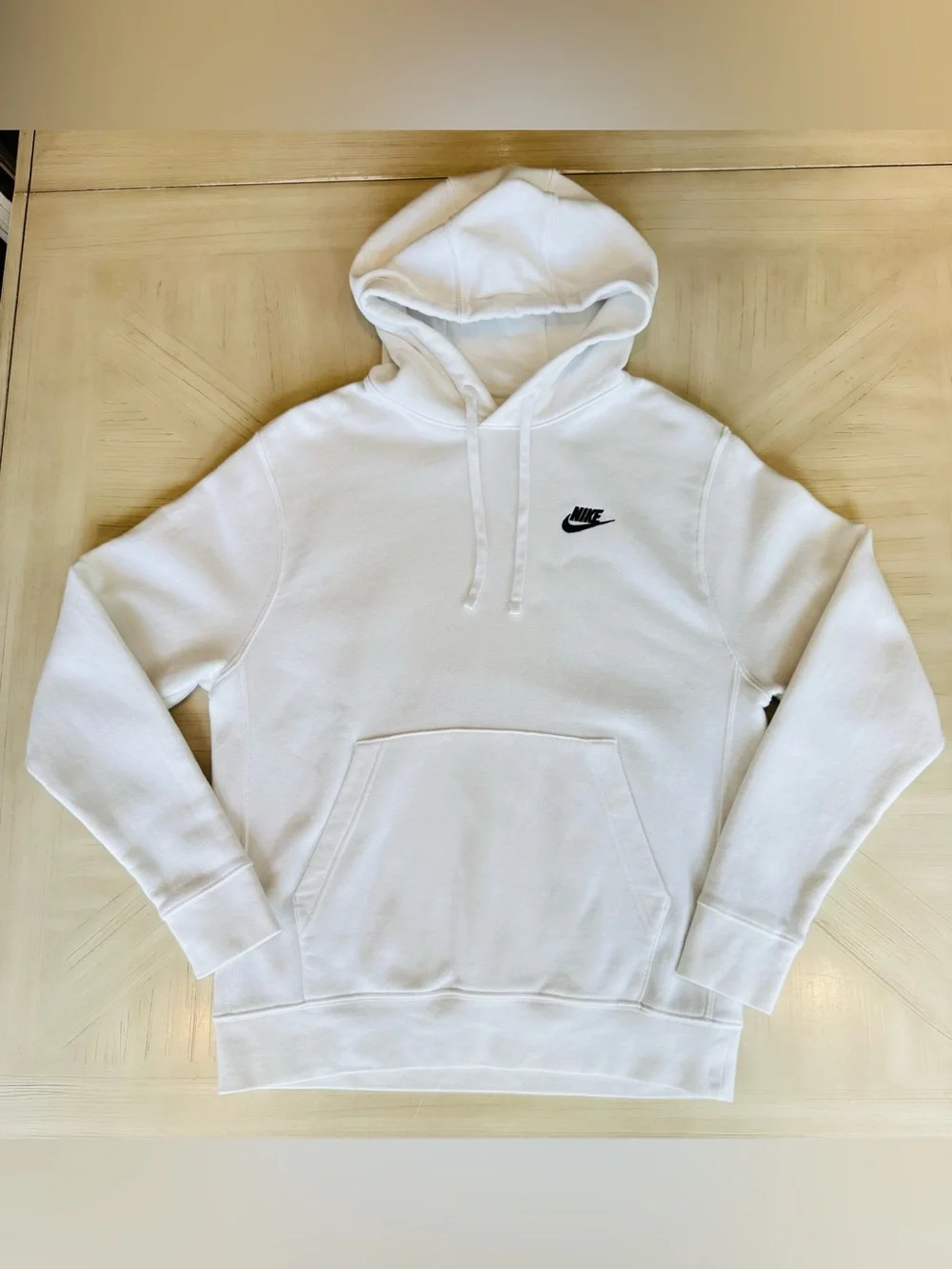 Nike Sportswear Club Fleece Hoodie White w Black Logo -  Men’s - Size Medium